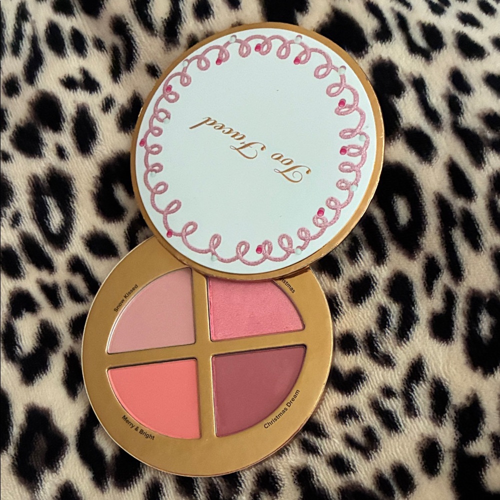 🎀 Too Faced Compact Set 🎀 - Picture 5 of 7